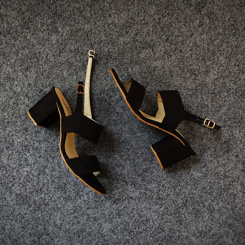 HOCK BLOCK HEEL SANDAL(BLACK)